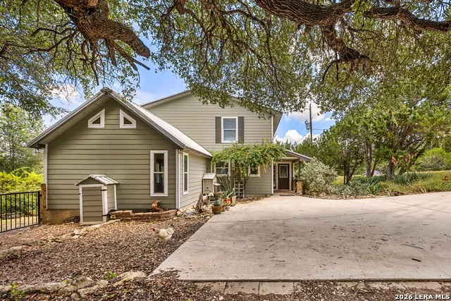 707 APPALOOSA DR Fischer, TX 78623