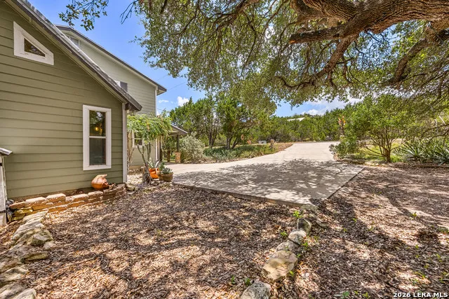 707 APPALOOSA DR Fischer, TX 78623