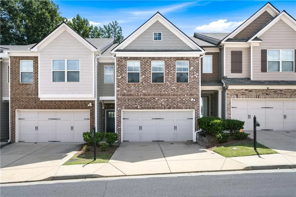 5825 Radford Loop Fairburn, GA 30213