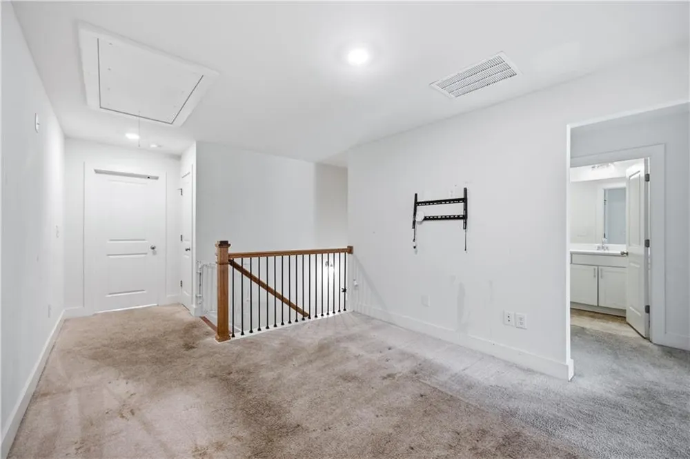5825 Radford Loop Fairburn, GA 30213