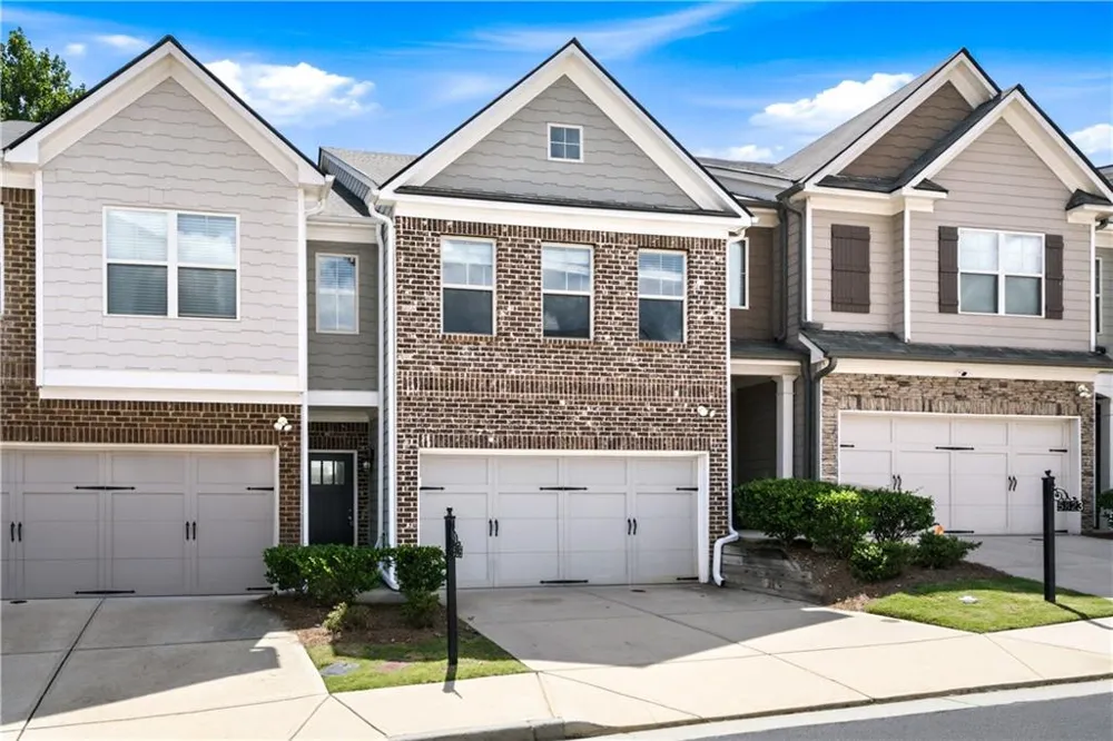 5825 Radford Loop Fairburn, GA 30213