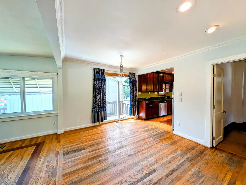 3918 Mapleleaf Road Waterford, MI 48328