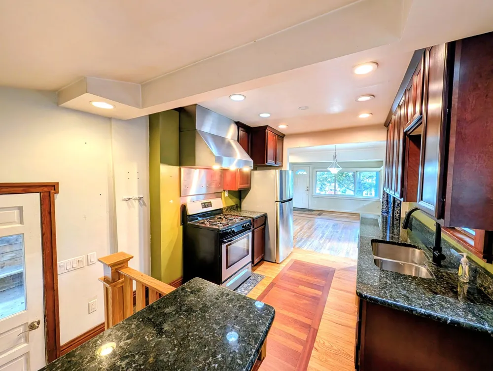 3918 Mapleleaf Road Waterford, MI 48328