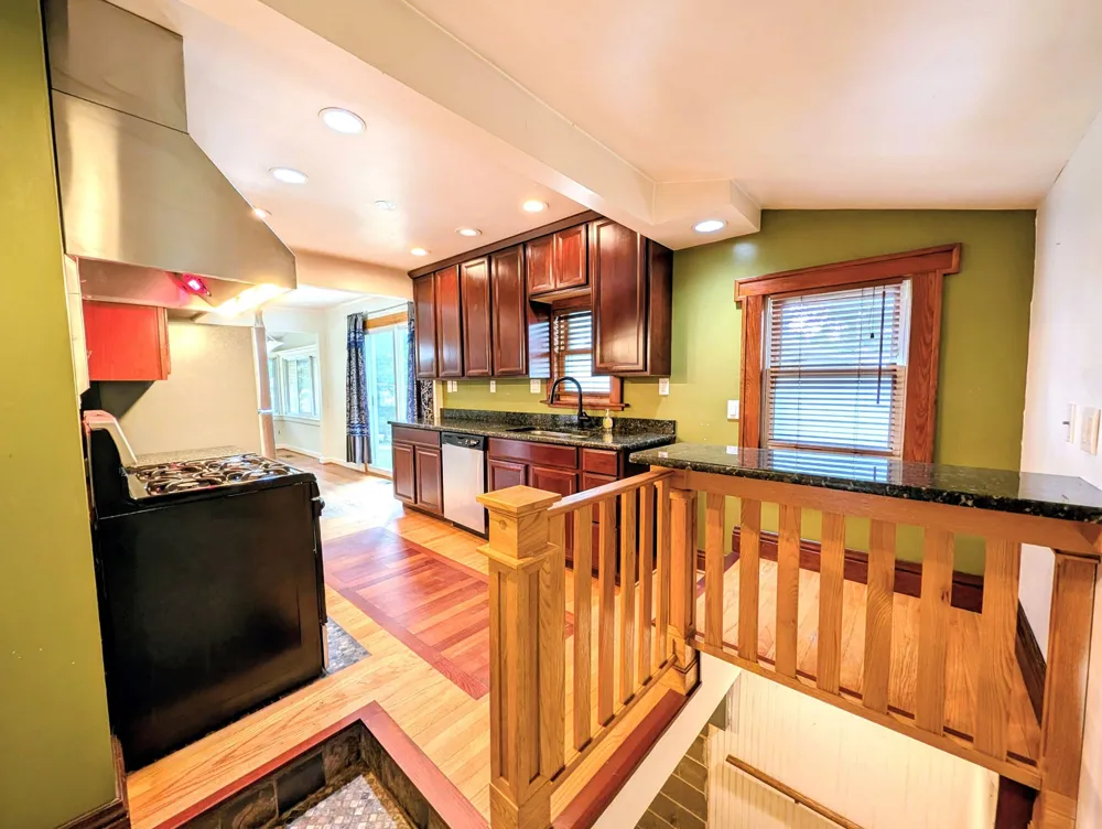 3918 Mapleleaf Road Waterford, MI 48328