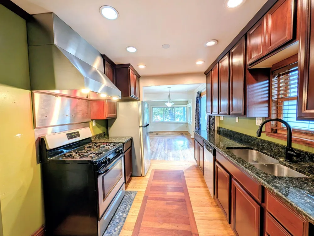 3918 Mapleleaf Road Waterford, MI 48328
