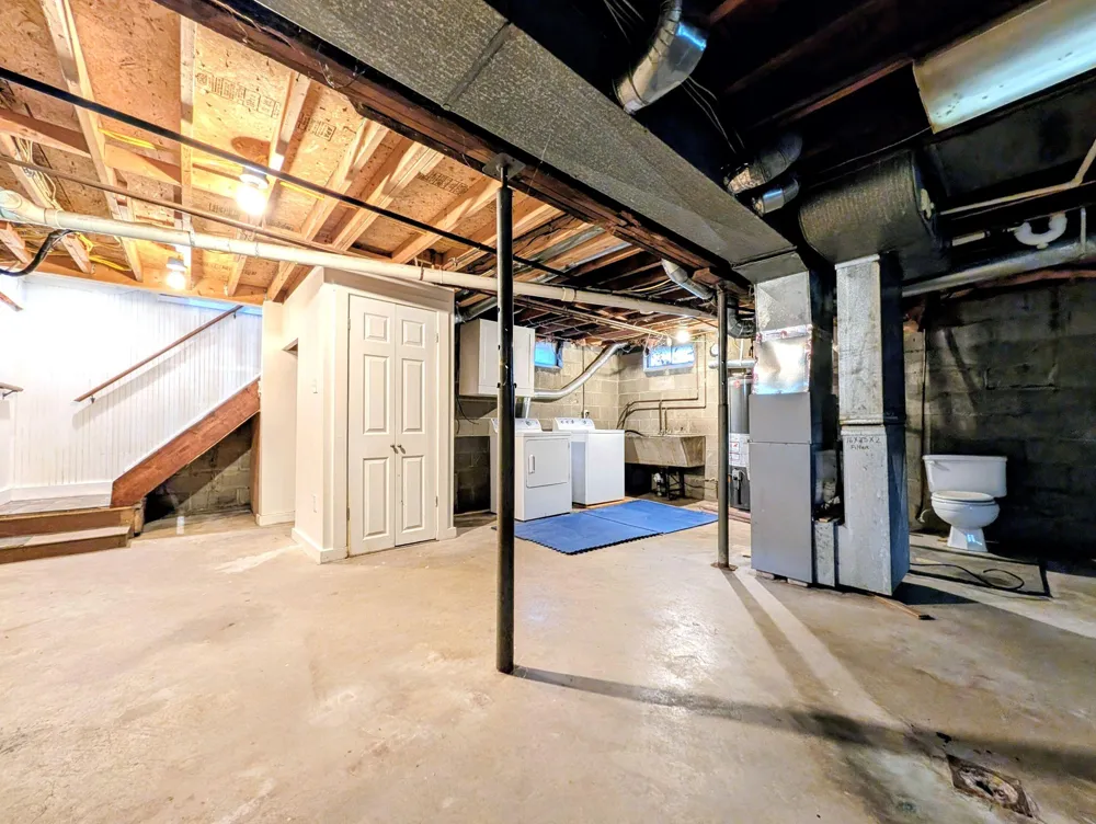 3918 Mapleleaf Road Waterford, MI 48328