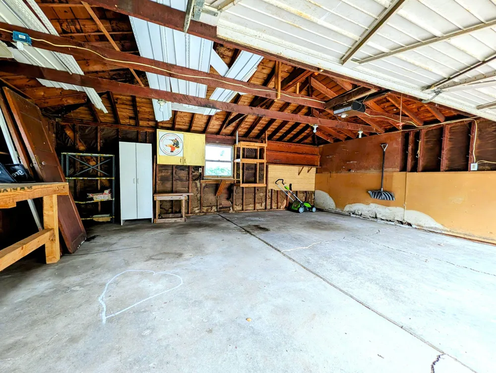 3918 Mapleleaf Road Waterford, MI 48328