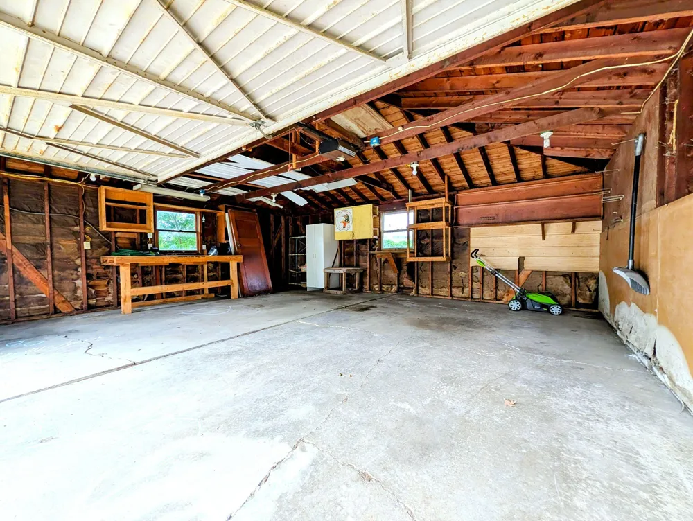 3918 Mapleleaf Road Waterford, MI 48328