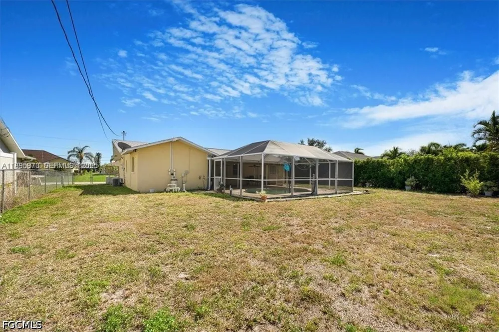 SE 20th Street Cape Coral, FL 33990