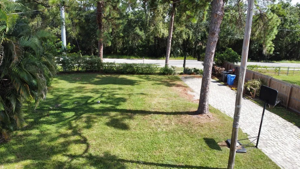 10004 MEMORIAL HIGHWAY Tampa, FL 33615