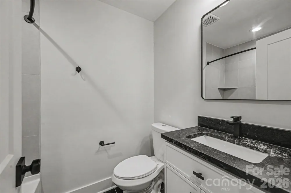 2000 Kilborne Drive Charlotte, NC 28205