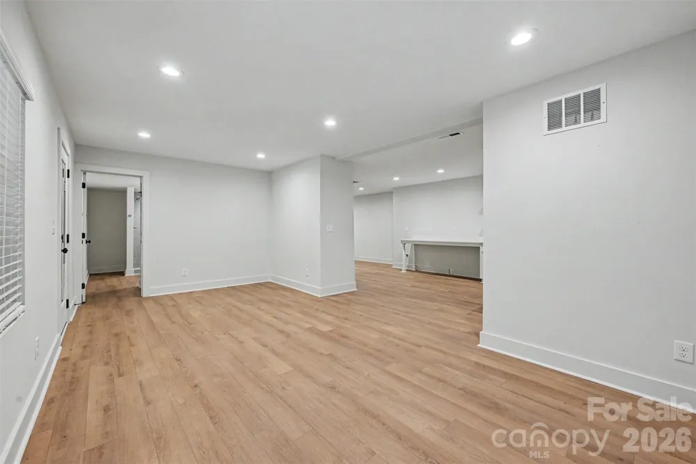 2000 Kilborne Drive Charlotte, NC 28205