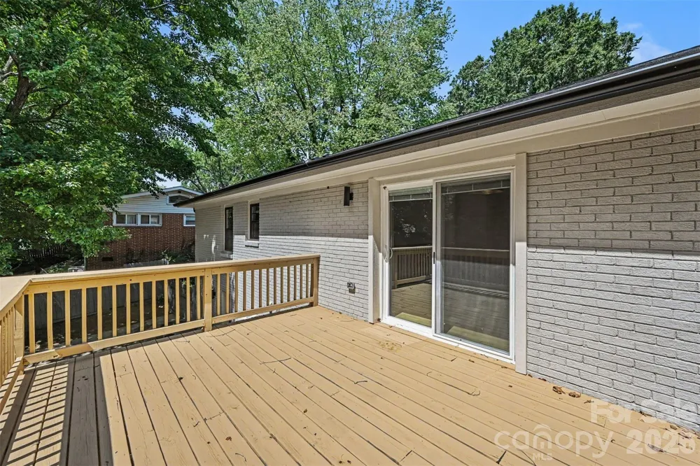 2000 Kilborne Drive Charlotte, NC 28205