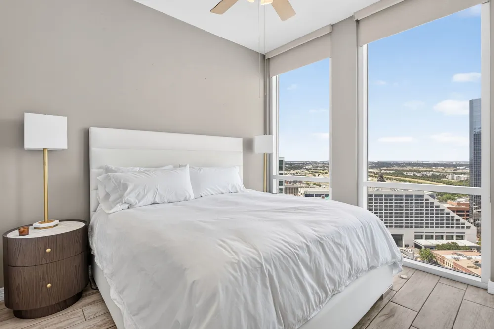 500 Throckmorton Street #2202 Fort Worth, TX 76102