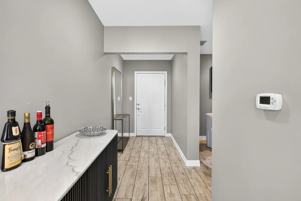 500 Throckmorton Street #2202 Fort Worth, TX 76102