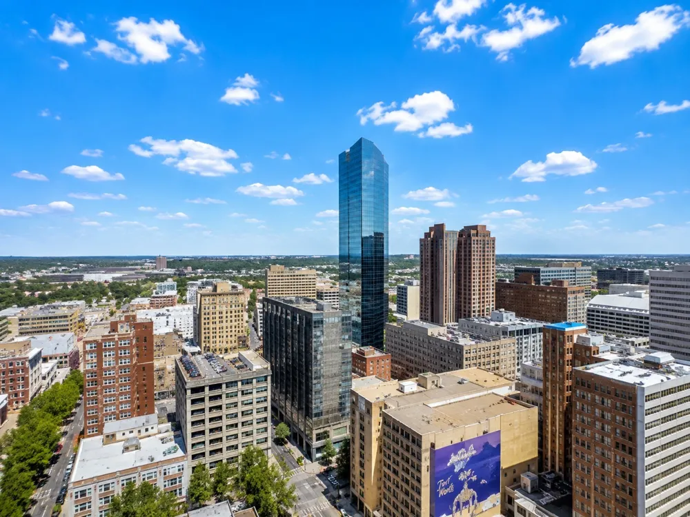 500 Throckmorton Street #2202 Fort Worth, TX 76102