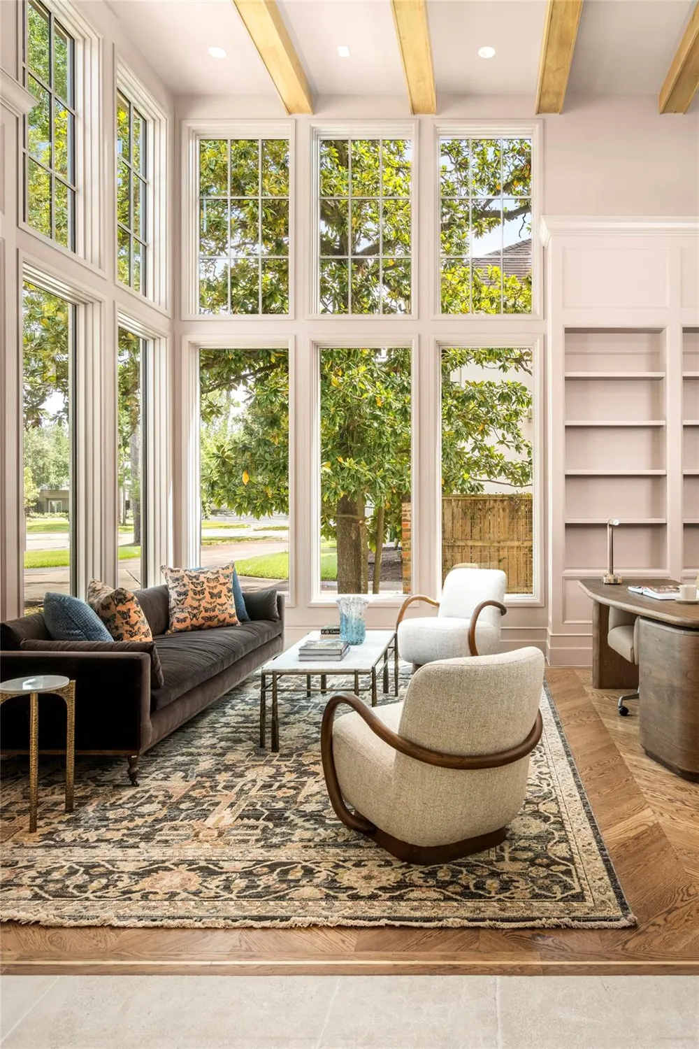 521 Trails End Street Houston, TX 77024