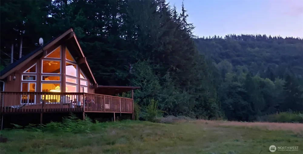 27525 W Lake Riley Road Arlington, WA 98223
