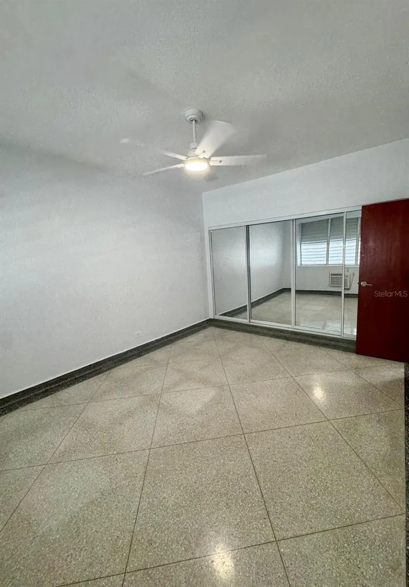 F-6 CALLE GENOVA #F-6 Guaynabo, PR 00966