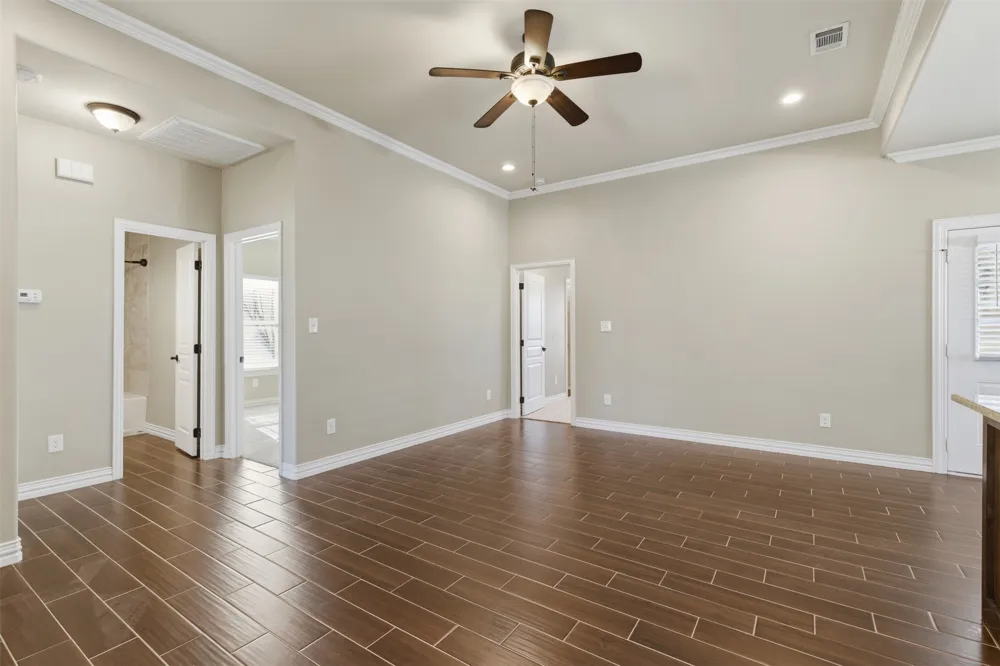 1524 S Montgomery Street Sherman, TX 75090