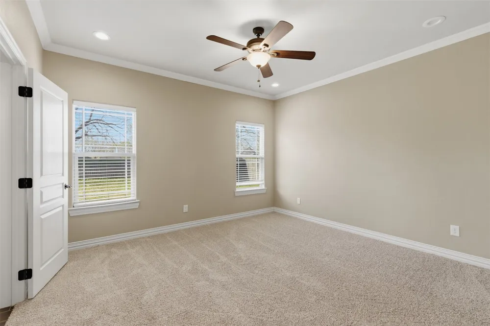 1524 S Montgomery Street Sherman, TX 75090