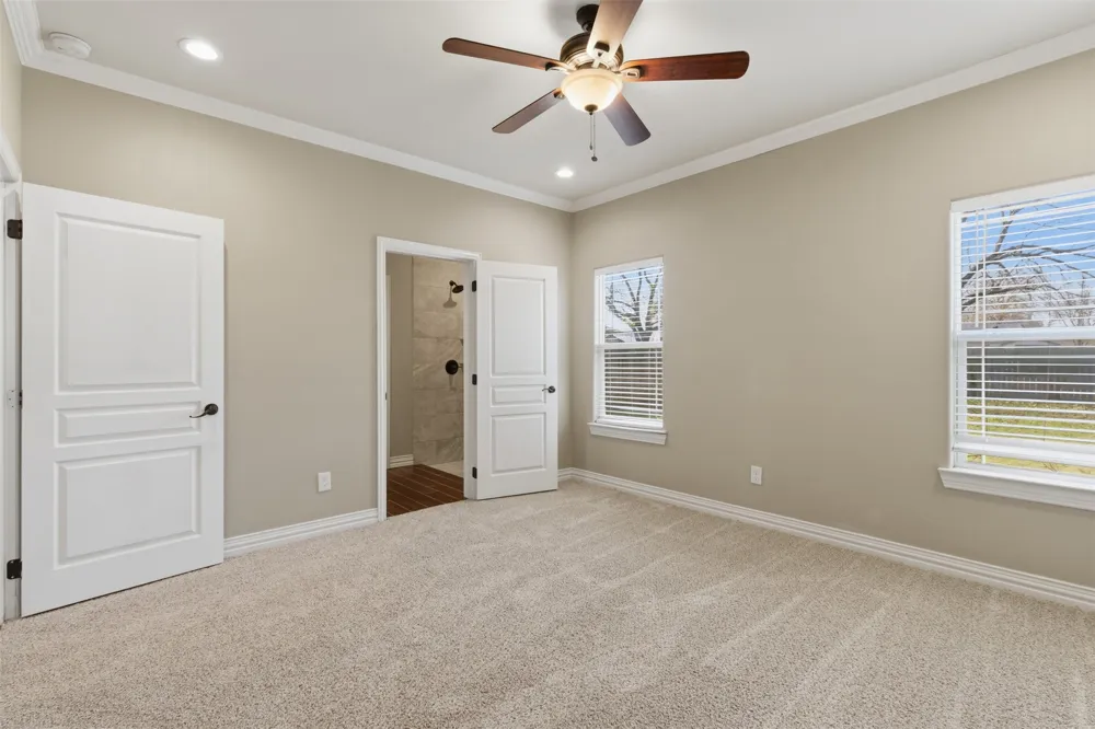 1524 S Montgomery Street Sherman, TX 75090
