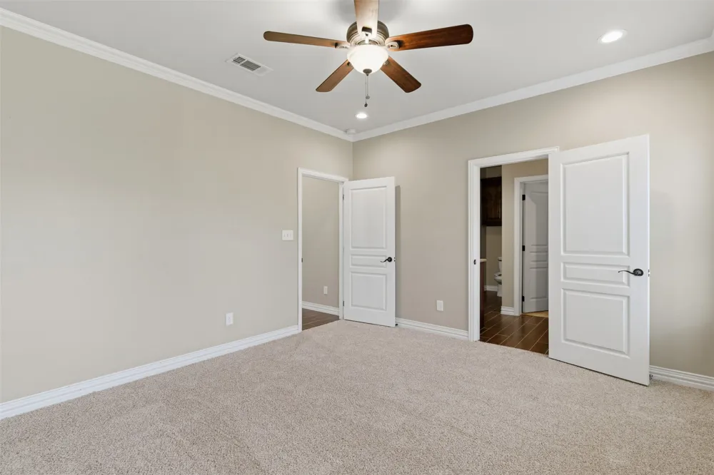 1524 S Montgomery Street Sherman, TX 75090