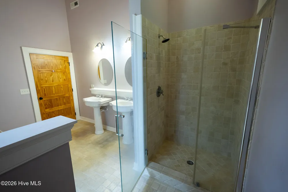 63 Snowbird Trail Lake Santeetlah, NC 28771