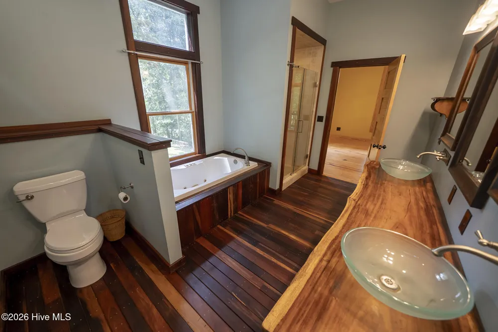 63 Snowbird Trail Lake Santeetlah, NC 28771