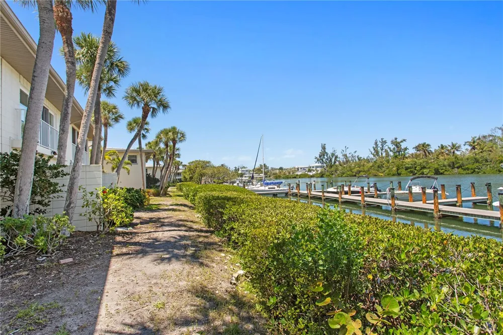 6700 GULF OF MEXICO DRIVE #117 Longboat Key, FL 34228