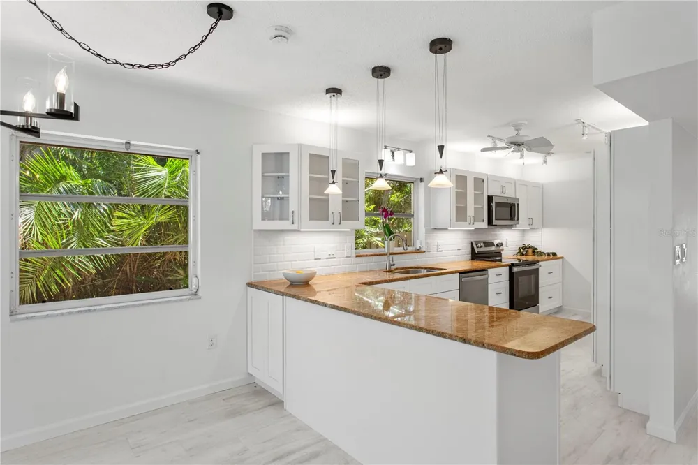 6700 GULF OF MEXICO DRIVE #117 Longboat Key, FL 34228