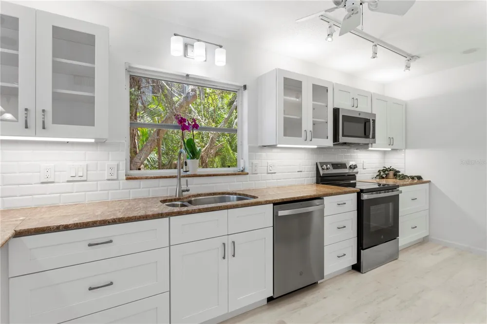 6700 GULF OF MEXICO DRIVE #117 Longboat Key, FL 34228