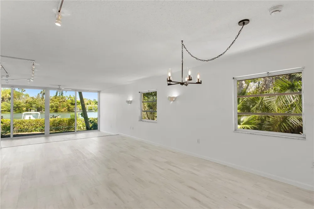 6700 GULF OF MEXICO DRIVE #117 Longboat Key, FL 34228