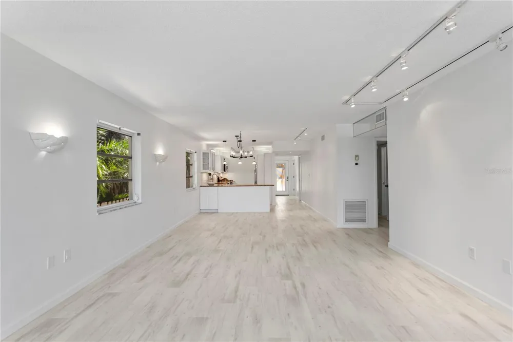 6700 GULF OF MEXICO DRIVE #117 Longboat Key, FL 34228