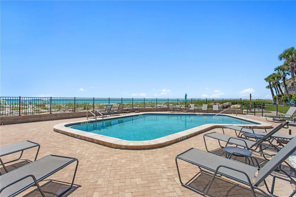 6700 GULF OF MEXICO DRIVE #117 Longboat Key, FL 34228