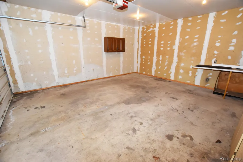5825 Branch Road Flint City, MI 48506