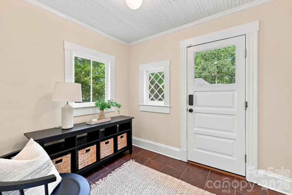 559 Main Street Davidson, NC 28036