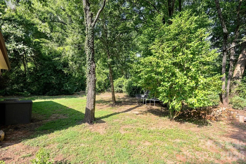 559 Main Street Davidson, NC 28036