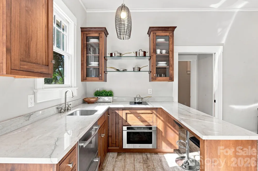 559 Main Street Davidson, NC 28036