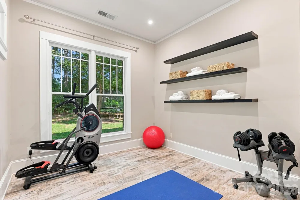 559 Main Street Davidson, NC 28036