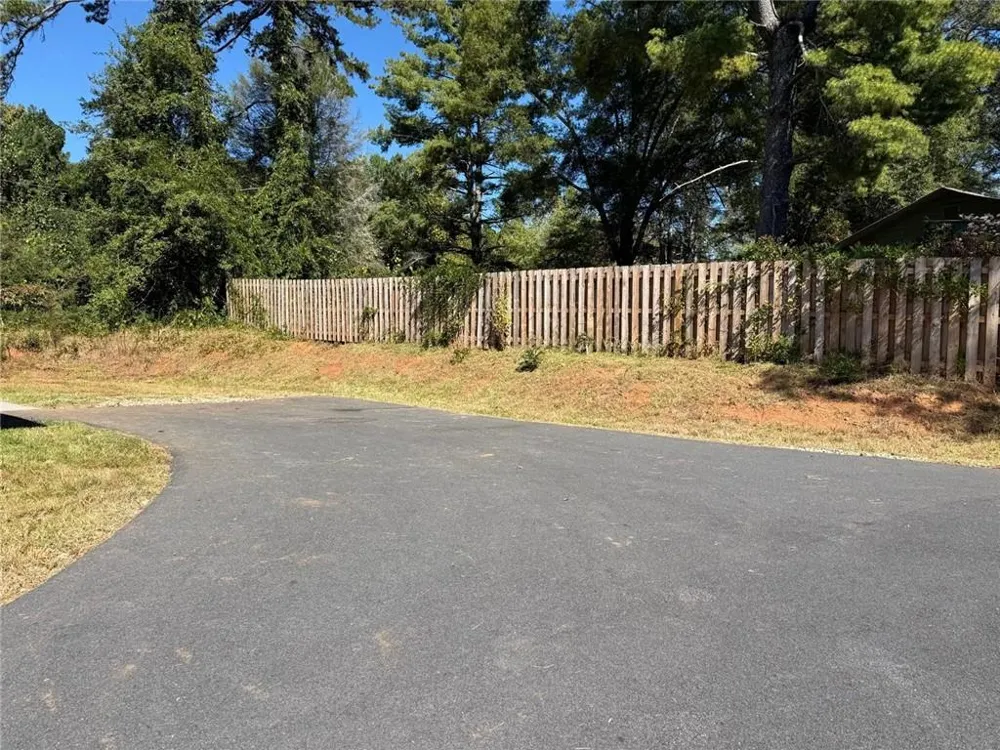 635 Ben Higgins Road Dahlonega, GA 30533