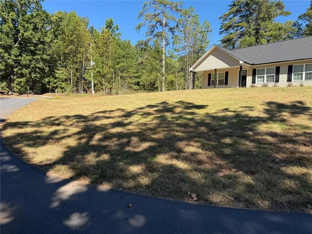 635 Ben Higgins Road Dahlonega, GA 30533