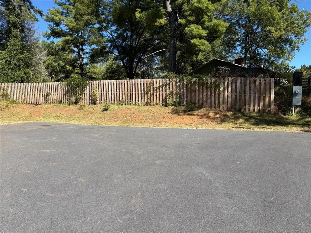 635 Ben Higgins Road Dahlonega, GA 30533