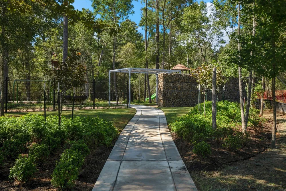 39232 Water Rail Court Magnolia, TX 77354