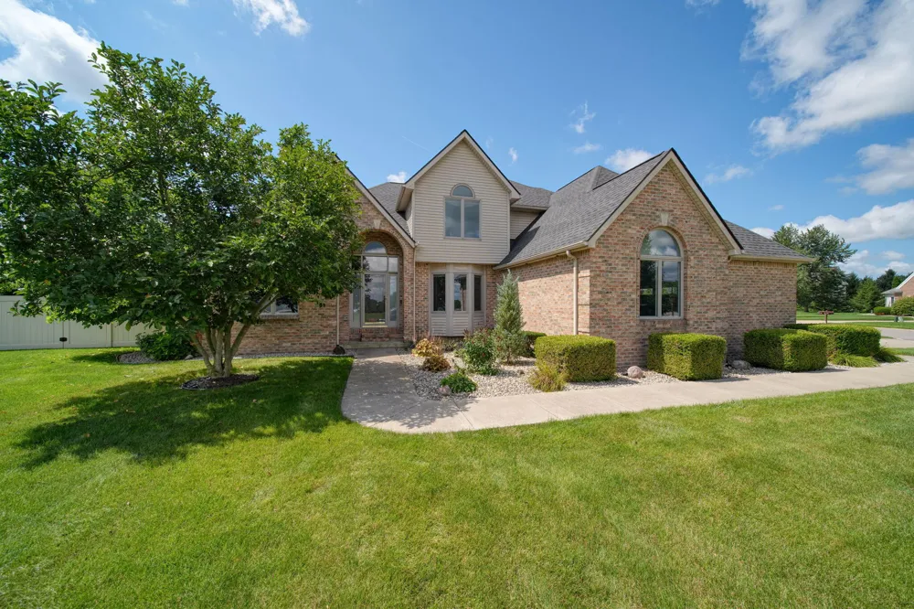1245 Berkshire Court Adrian, MI 49221