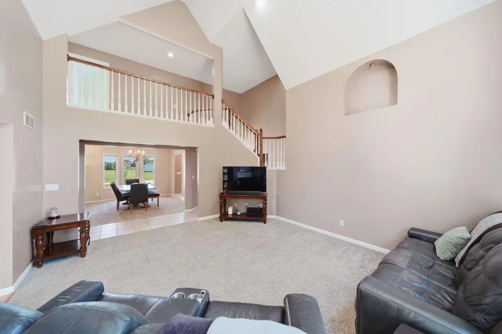 1245 Berkshire Court Adrian, MI 49221