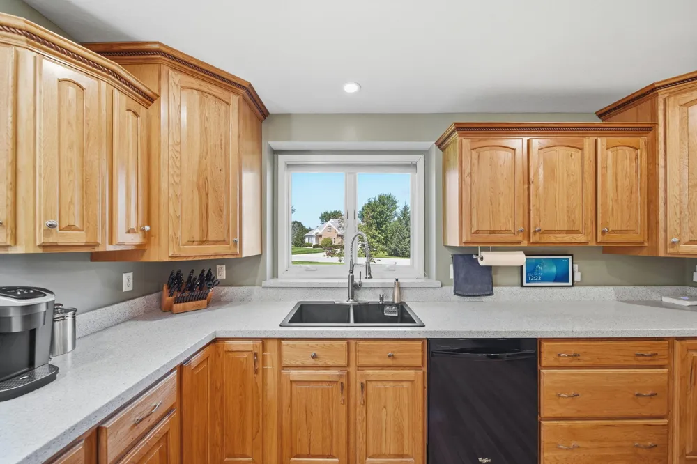 1245 Berkshire Court Adrian, MI 49221