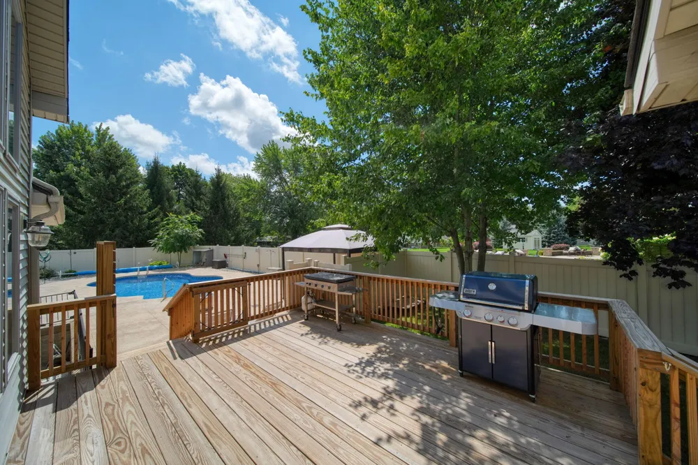 1245 Berkshire Court Adrian, MI 49221