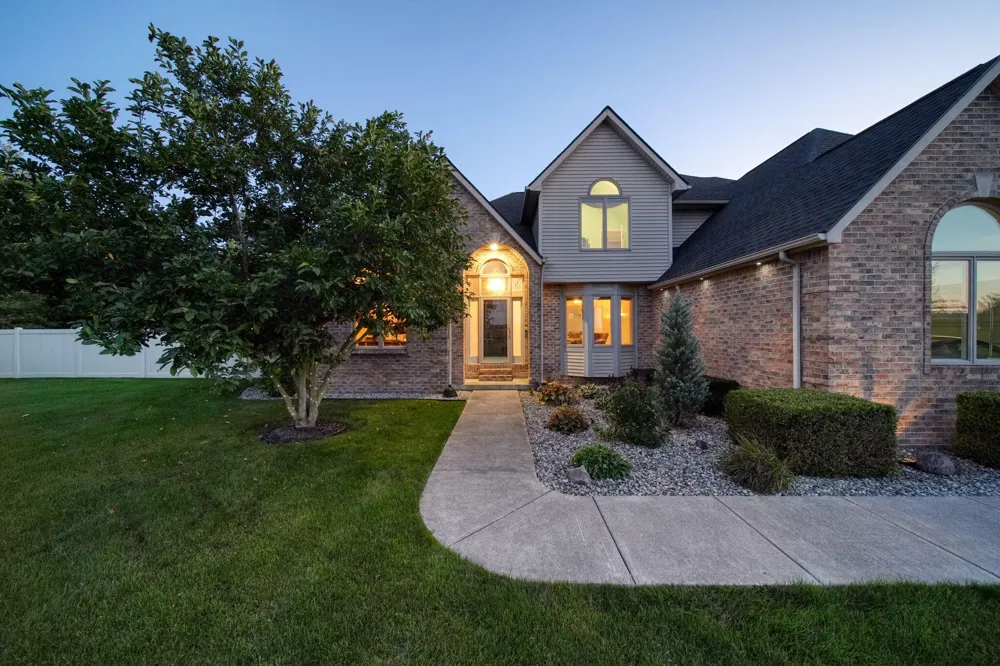 1245 Berkshire Court Adrian, MI 49221