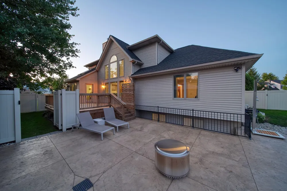 1245 Berkshire Court Adrian, MI 49221